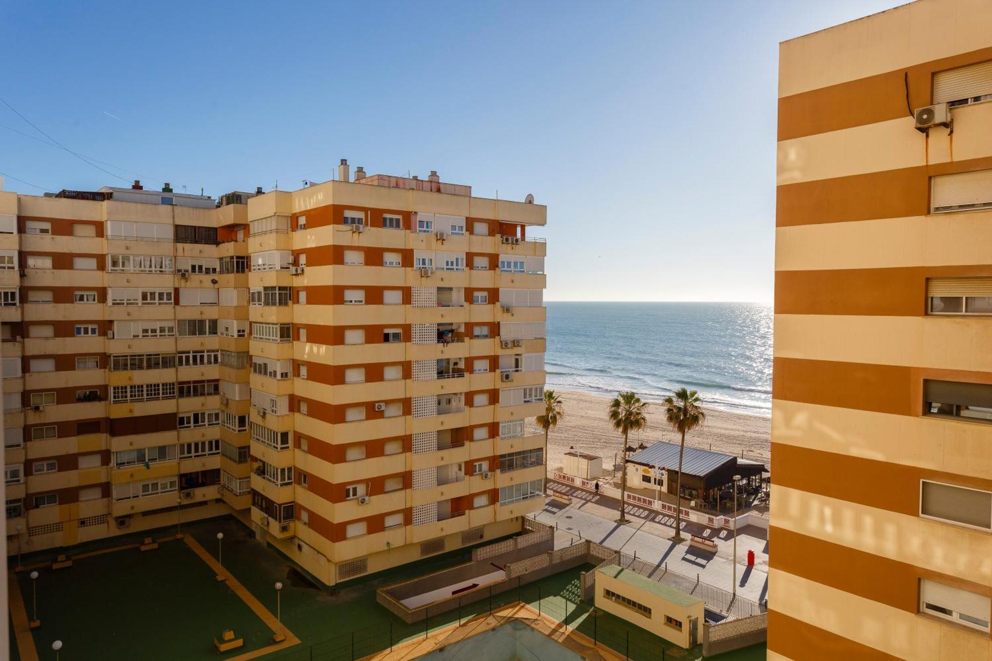 Casa Ros-playa Free Parking By Cadiz4rentals